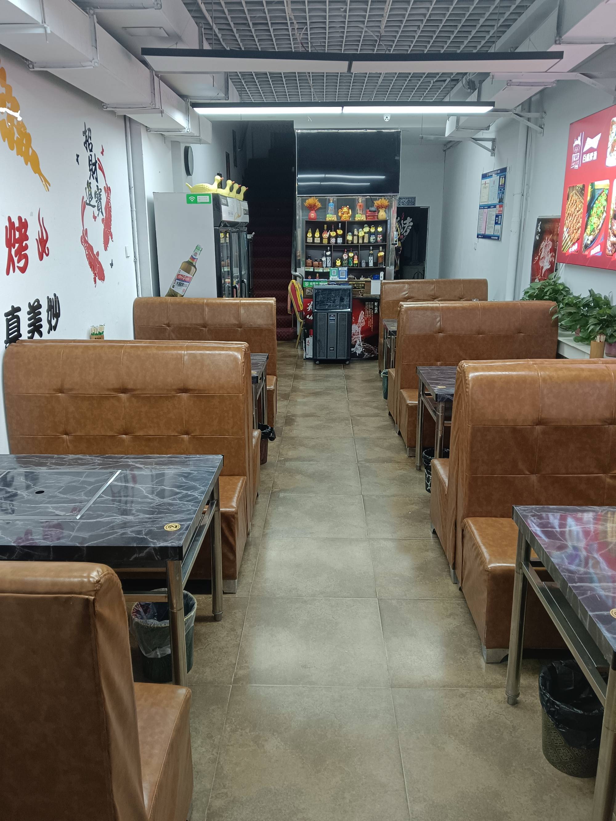 北京饭店烧烤区，美食与商业的交融盛宴