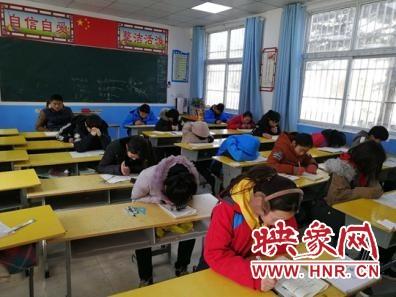 鹿邑县小学领导团队的教育理念与实践探索